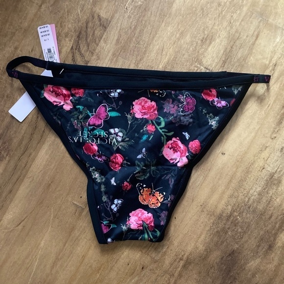 Victoria’s Secret Sydney Logo Itsy Bottom Medium - Picture 10 of 12